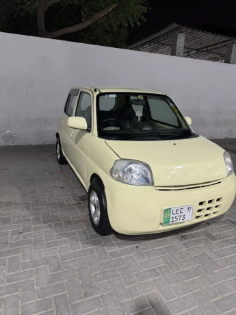 daihatsu-esse-2008-big-0