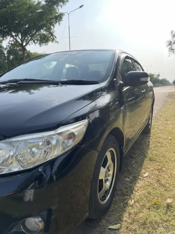 toyota-corolla-gli-13-vvti-2010-model-big-8