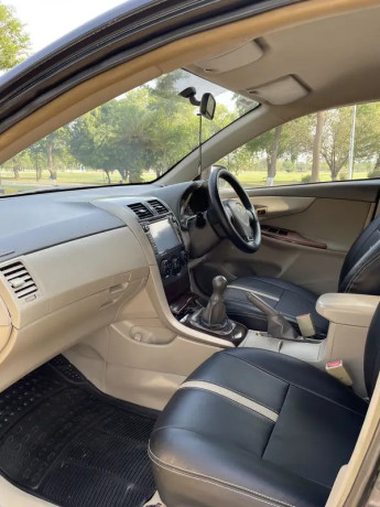 toyota-corolla-gli-13-vvti-2010-model-big-1