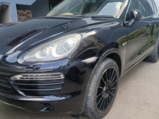 porsche-cayenne-turbo