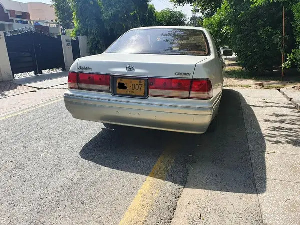 toyota-diesel-crown-all-original-dha-big-12