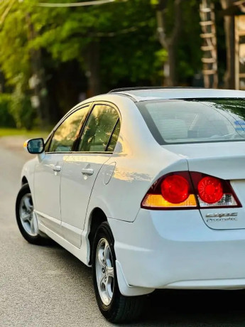 honda-civic-vti-oriel-prosmatec-2010-big-3