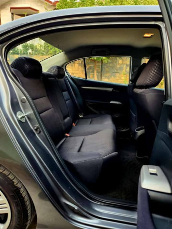 honda-city-12l-mt-big-10