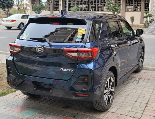 daihatsu-rocky-g-package-big-4