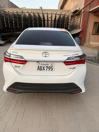 toyota-corolla-altis-grande-x-cvt-i-2021-18-big-4