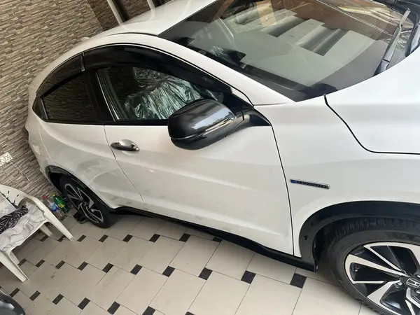honda-vezel-rs-turbo-big-4