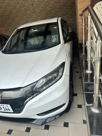 honda-vezel-rs-turbo-big-6