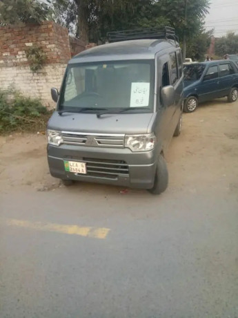 mitsubishi-minicab-bravo-2016-big-1
