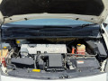 toyota-prius-alpha-g-small-5