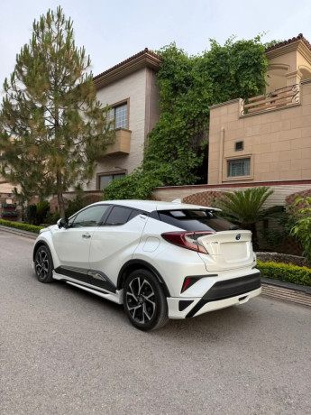 toyota-c-hr-12-turbo-big-4