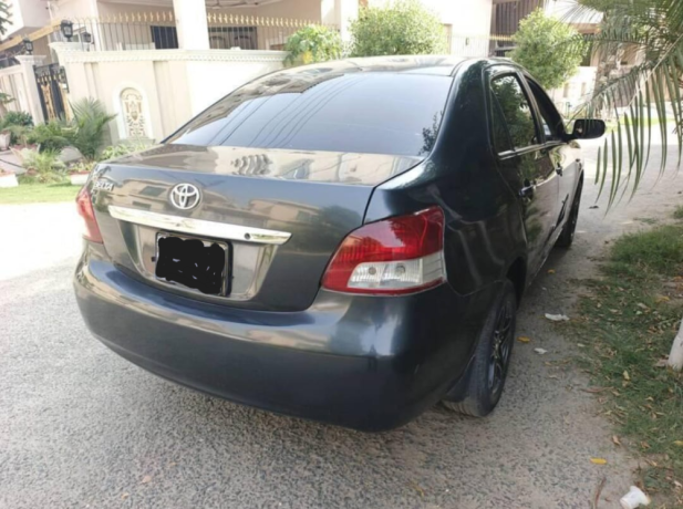toyota-belta-2006-2013-g-13-big-2