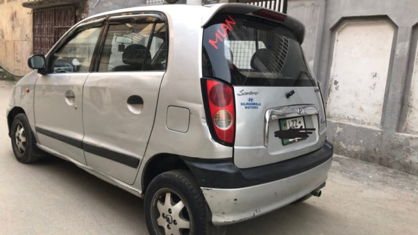 hyundai-santro-exec-big-9