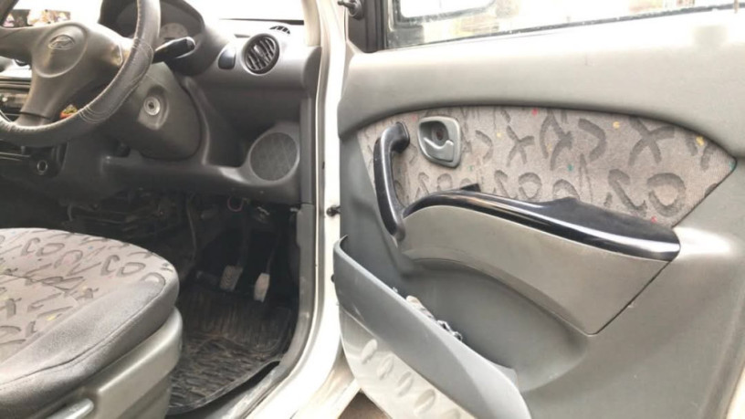 hyundai-santro-exec-big-12