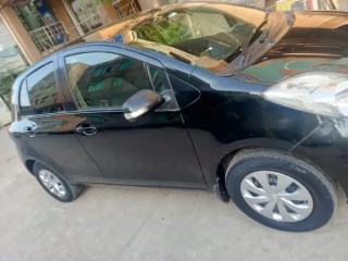 toyota-vitz-2010