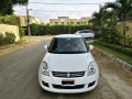 suzuki-swift-dlx-2019-small-1