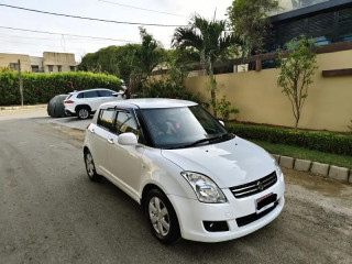 suzuki-swift-dlx-2019