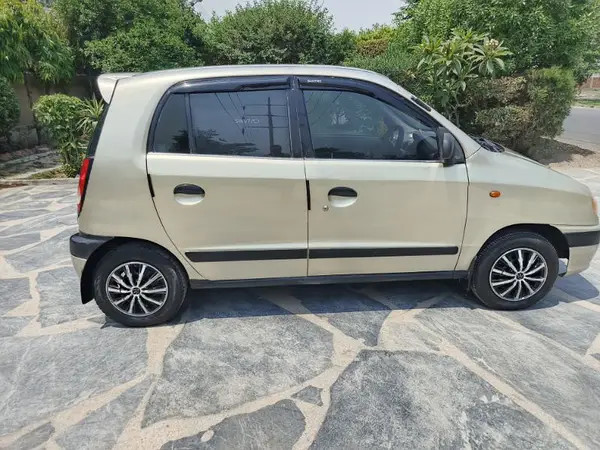 hyundai-santro-exec-gv-big-1