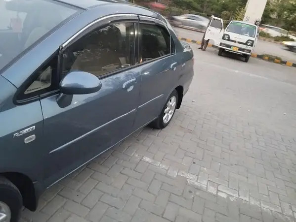 honda-city-idsi-2006-big-3