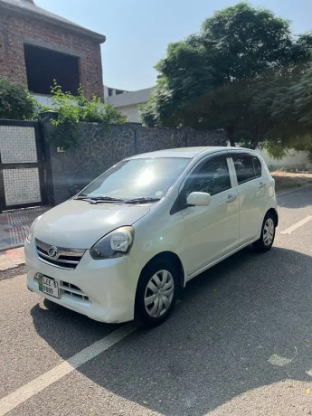daihatsu-mira-2015-big-0