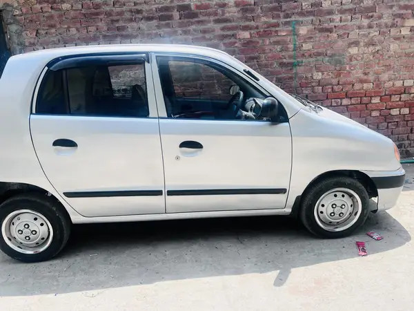hyundai-santro-club-gv-big-2