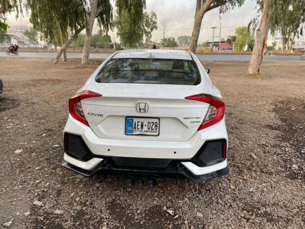 honda-civic-oriel-big-1