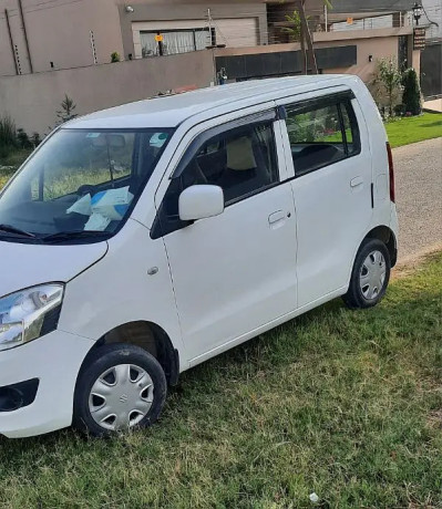 suzuki-wagon-r-2017-big-1