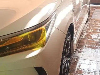 toyota-corolla-altis-16-x-cvt-i-special-edition