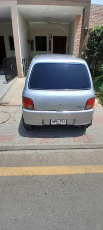 daihatsu-cuore-2011-big-2