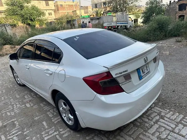 honda-civic-prosmetic-2012-big-5