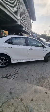 toyota-corolla-altis-16-x-cvt-i-special-edition-big-1