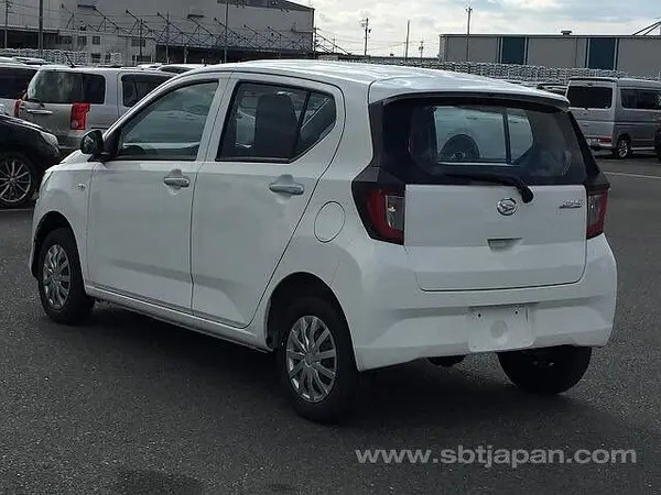 daihatsu-mira-es-manufactured-oct-2022-big-13