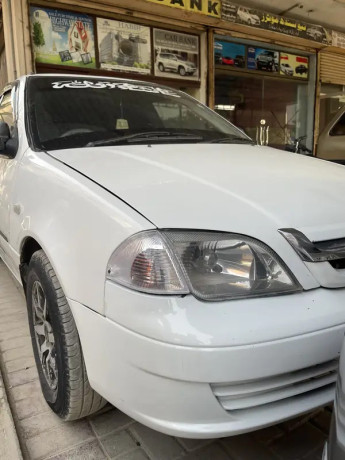 suzuki-cultus-2013-big-0