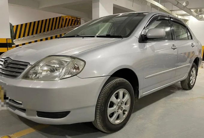 toyota-corolla-2002-g-package-big-0