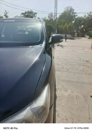 toyota-corolla-xli-2010-big-8