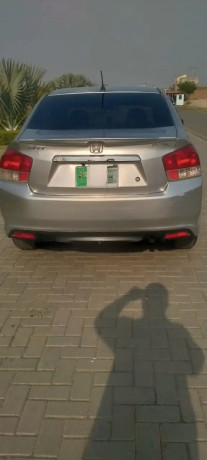 honda-city-2013-model-in-genuine-condition-big-1