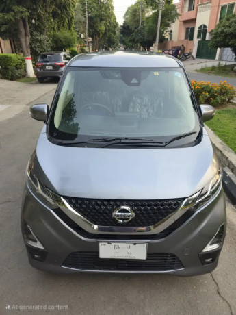 nissan-dayz-highway-star-2022-big-11