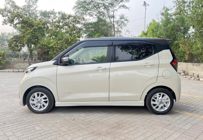 nissan-dayz-highway-star-2023-model-fresh-import-2025-big-7