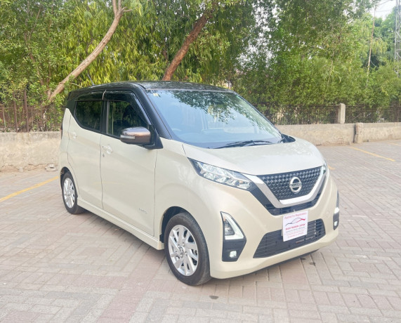 nissan-dayz-highway-star-2023-model-fresh-import-2025-big-9