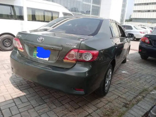 toyota-corolla-gli-2011