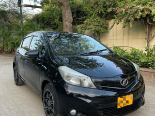 toyota-vitz-jewela-13