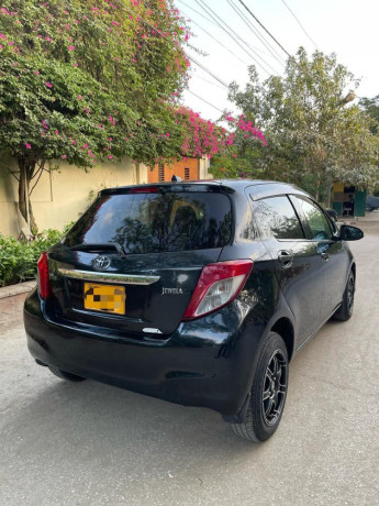 toyota-vitz-jewela-13-big-3