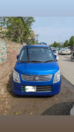 suzuki-wagon-r-2012-big-0