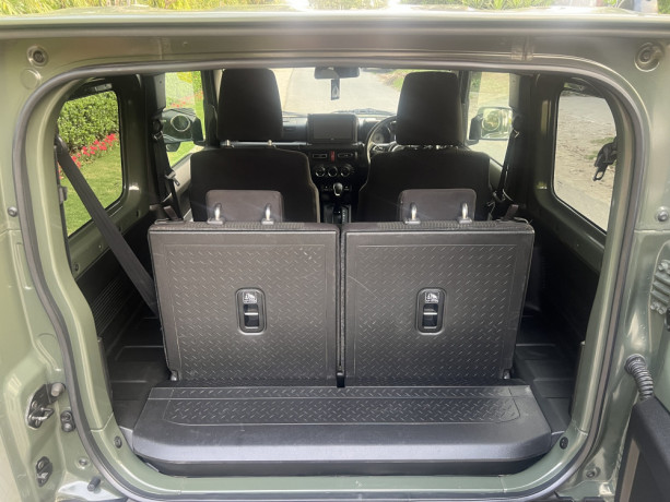 suzuki-jimny-2019-model-big-17
