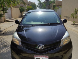 toyota-vitz-f-10-model-2013-reg-2016-full-original-black-color-transfer-must