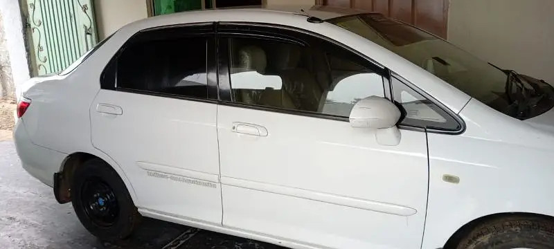 honda-city-idsi-2006-big-0
