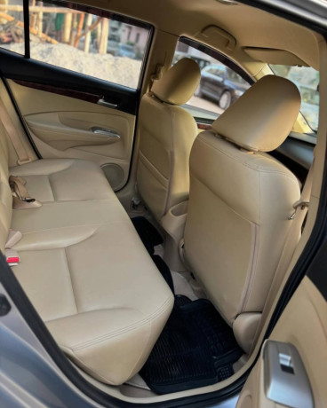 honda-city-15l-cvt-big-8