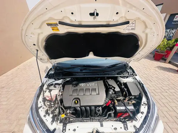 toyota-altis-grande-18-x-2021-beige-interior-big-4