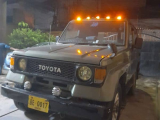 toyota-land-cruiser