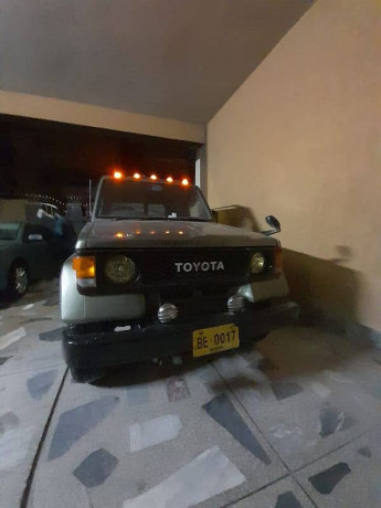 toyota-land-cruiser-big-1