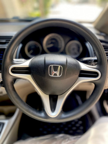 honda-city-12l-cvt-big-4